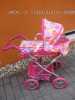 Dětský kočárek pro panenky - růžový, nastavitelná rukojeť, polohování zad, nožiček, taška na spaní, košík na nákup
Supr stav