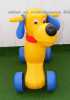 Prodám odrážedlo - pes Pluto. Je v pěkném stavu, používání je znát jen na kolečkách. Sedátko je ve výšce 25 cm.