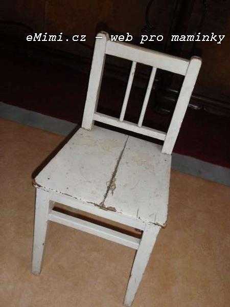 Starožitná židlička pro prcka bytelná:-)))