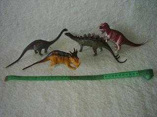 dinosaurus-brontosaurus,triceratops